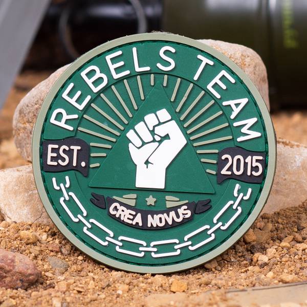 Нашивка ( шеврон патч patch ) тактическая REBELS TEAM / CREA NOVUS / EST 2015 3D PVC ( пластизоль ) на липучке 7х7 зеленая (2504194) - HAKKI