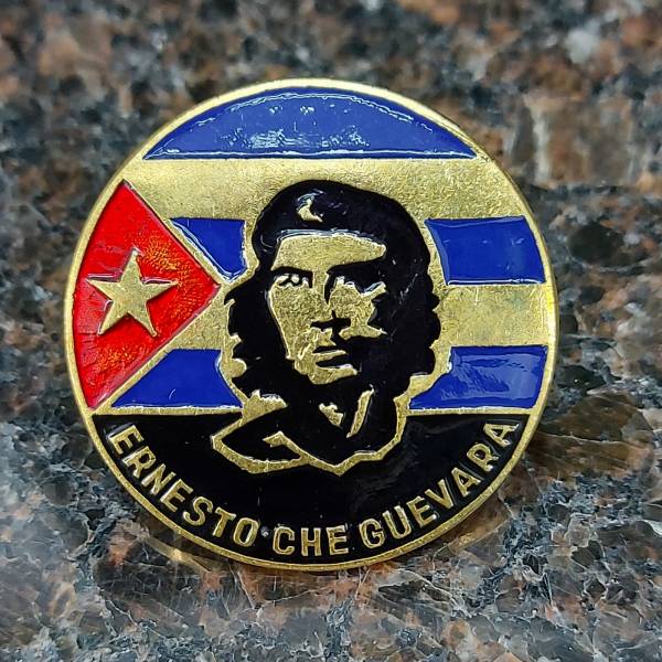 Знак нагрудный Че Гевара / Ernesto Che Guevara D-30 закрутка (2301859) - HAKKI