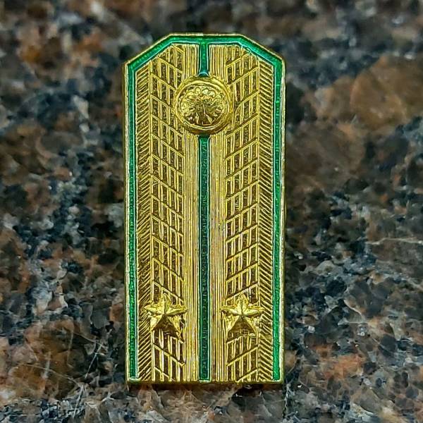 Знак фрачный Погон парадный ПС ( Пограничная служба ) ФСБ лейтенант 10х22 на пимсе золотистый (2302032) - HAKKI