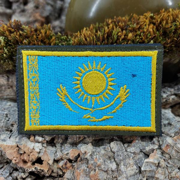 Нашивка (шеврон патч patch) тактическая Флаг Казахстан вышитая на липучке 7,5х4,5 оливковый (2509774) - HAKKI