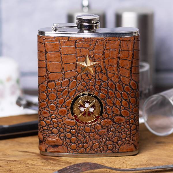 Фляга подарочная с символикой ГРУ ГШ ВС РФ 8 OZ-240 мл коричневая (4608979) - HAKKI