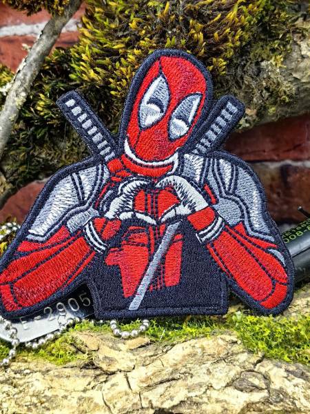 Нашивка ( шеврон патч patch ) тактическая ДЭДПУЛ / DEADPOOL вышитая на липучке 9х8 (2509906) - HAKKI
