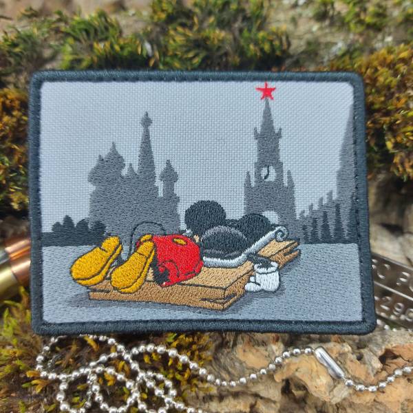 Нашивка ( шеврон патч patch ) тактическая МИККИ МАУС вышитая на липучке 9х7 (2509843) - HAKKI