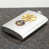 Набор подарочный с символикой ВМФ России / Герб ( орел ) РФ ( фляга 9 OZ-270 мл + стопки 2х30 мл + стопка складная 1х150 мл + лейка ) (4801232) - ВОЕНТОРГ ТЫЛОВИК