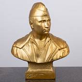 Бюст ( скульптура ) В.В. Путин настольный 33 см золотистый (4904970) - ВОЕНТОРГ ТЫЛОВИК
