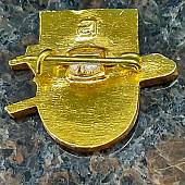 Знак фрачный Самолет IL-62 / ИЛ-62 белый (2302921) - ВОЕНТОРГ ТЫЛОВИК