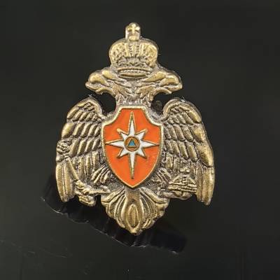 Знак фрачный МЧС России 13х16 мм золотистый (2302997) - HAKKI.RU