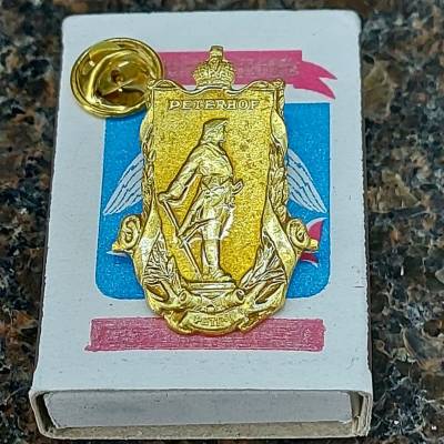 Знак нагрудный Petergof ( Петергоф ) на пимсе (2301557) - HAKKI.RU