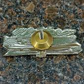 Знак нагрудный Вертолет КА-52 серебристый закрутка (2301174) - ВОЕНТОРГ ТЫЛОВИК