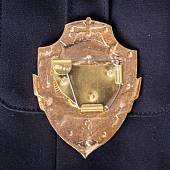 Знак ( жетон ) нагрудный ПОМОЩНИК ДЕЖУРНОГО ПО ЛАГЕРНОМУ СБОРУ (2304013) - ВОЕНТОРГ ТЫЛОВИК