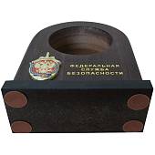 Часы настольные с символикой ФСБ ( Федеральная служба безопасности ) России деревянные (4103077) - ВОЕНТОРГ ТЫЛОВИК