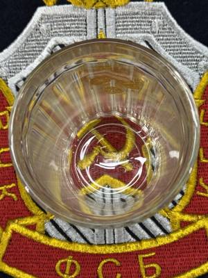 Стакан граненый с символикой КГБ СССР (4609193) - HAKKI.RU