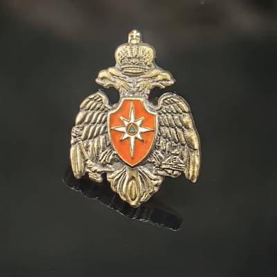 Знак фрачный МЧС России 13х16 мм золотистый (2302997) - HAKKI.RU