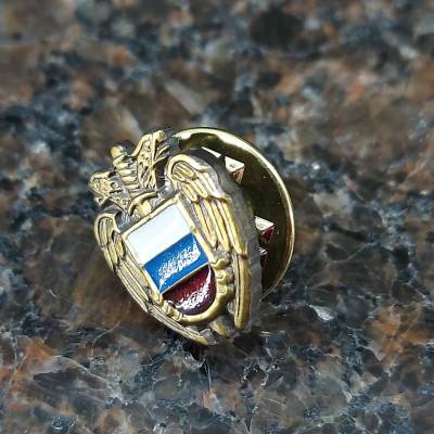Знак фрачный ФСО России на пимсе золотистый (2302004) - HAKKI.RU