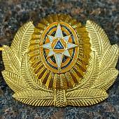 Кокарда МЧС России в обрамлении с эмалью золотистая (2105968) - ВОЕНТОРГ ТЫЛОВИК