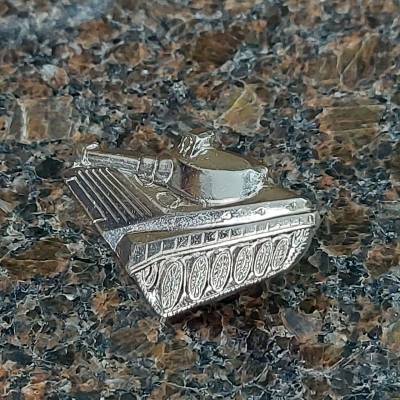 Знак нагрудный БМП-1 серебристый закрутка (2301173) - HAKKI.RU