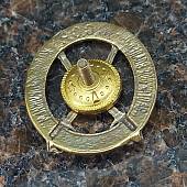 Знак нагрудный За отличное владение холодным оружием (2305023) - ВОЕНТОРГ ТЫЛОВИК