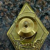 Знак нагрудный ( ромб ) об окончании РГГУ закрутка (2301566) - ВОЕНТОРГ ТЫЛОВИК